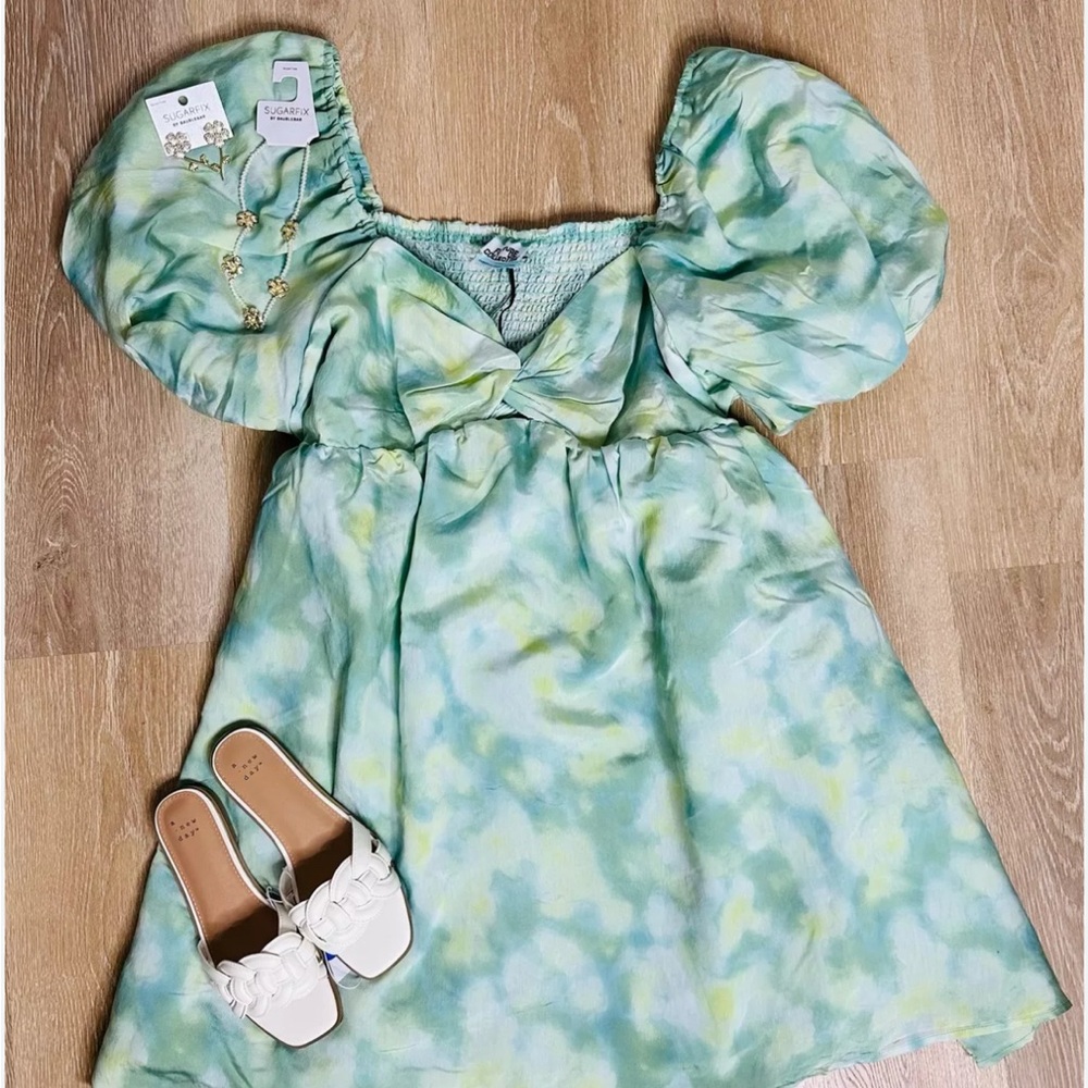Elegant Puff Sleeve Mini Dress in Green